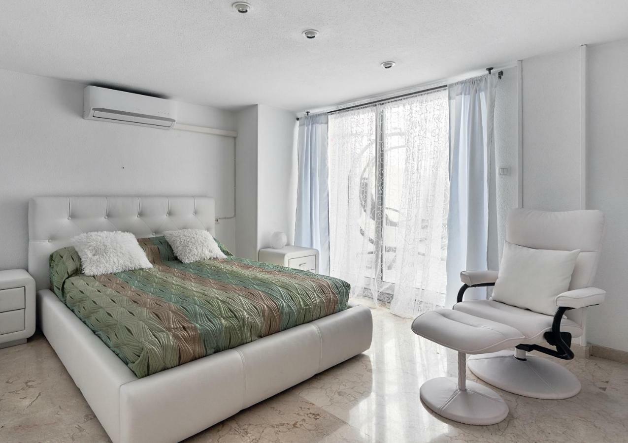 Lenas Apartments Radio Murcia Torrevieja Ngoại thất bức ảnh